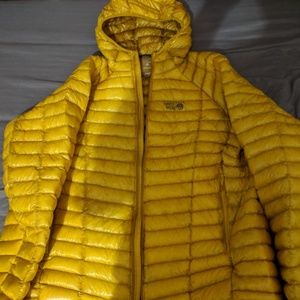 Mountain Hardwear Ghost Whisperer Hooded